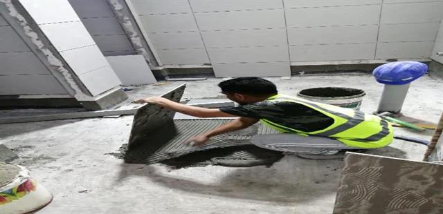 Tile work in Lusail